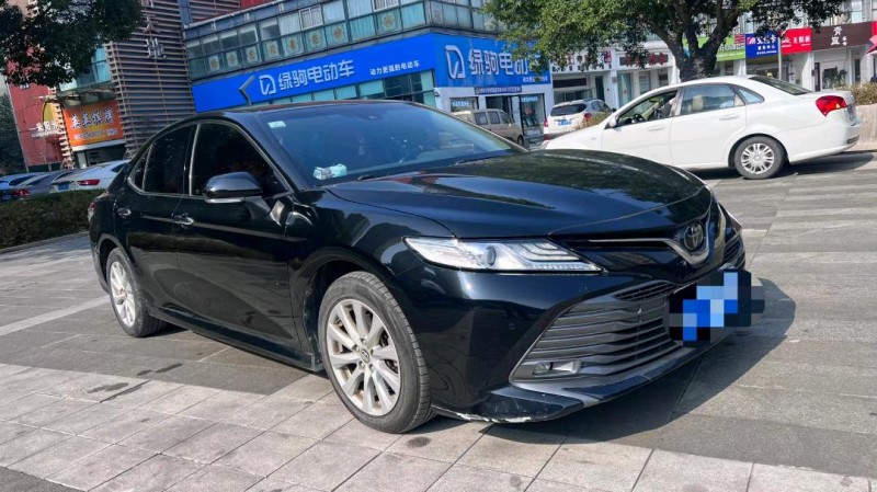 湖州18年豐田凱美瑞3