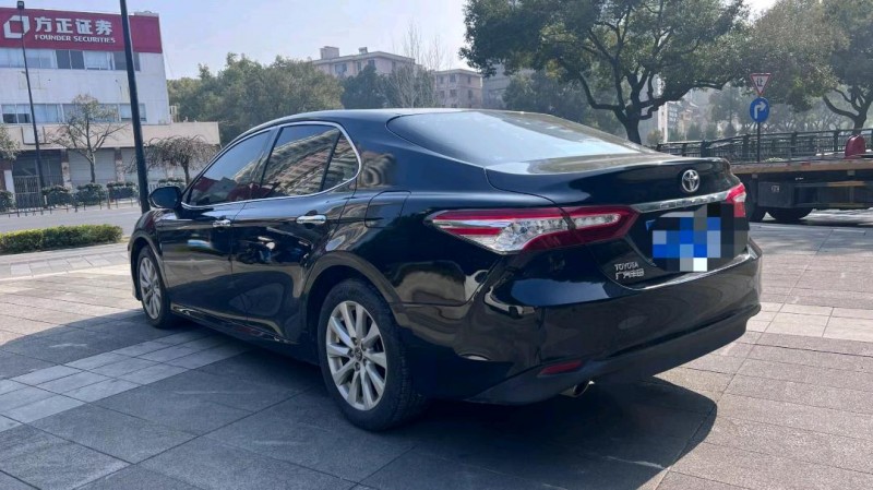 湖州18年豐田凱美瑞4