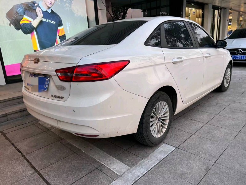 常州18年福特福睿斯4