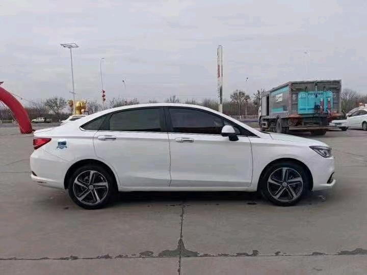 邯郸19年北汽绅宝D504