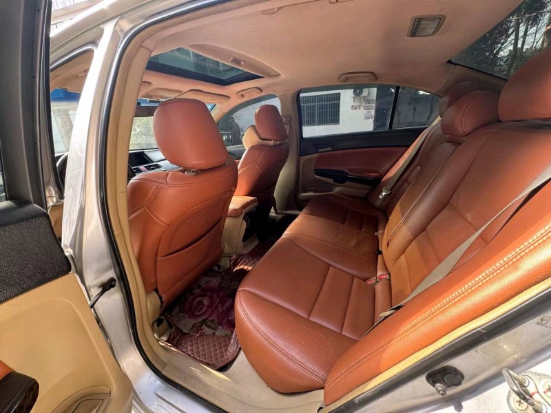 珠海10年本田雅阁3