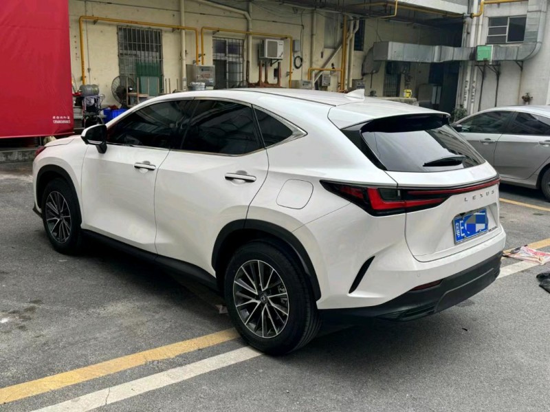 汕头24年雷克萨斯NX7
