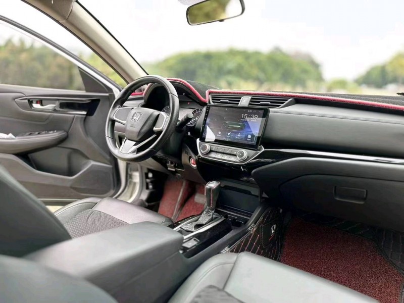 珠海19年本田凌派3