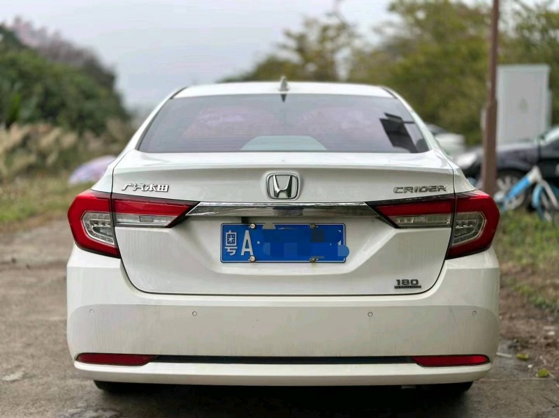 珠海19年本田凌派4
