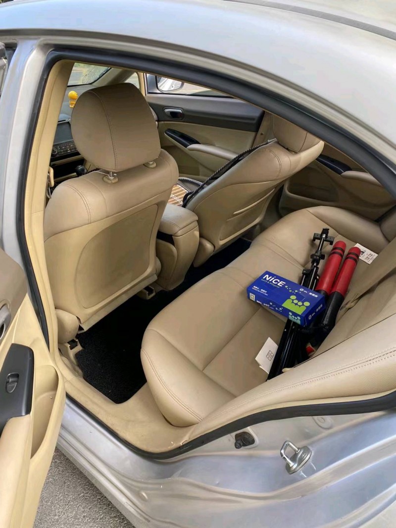 珠海08年本田思域6