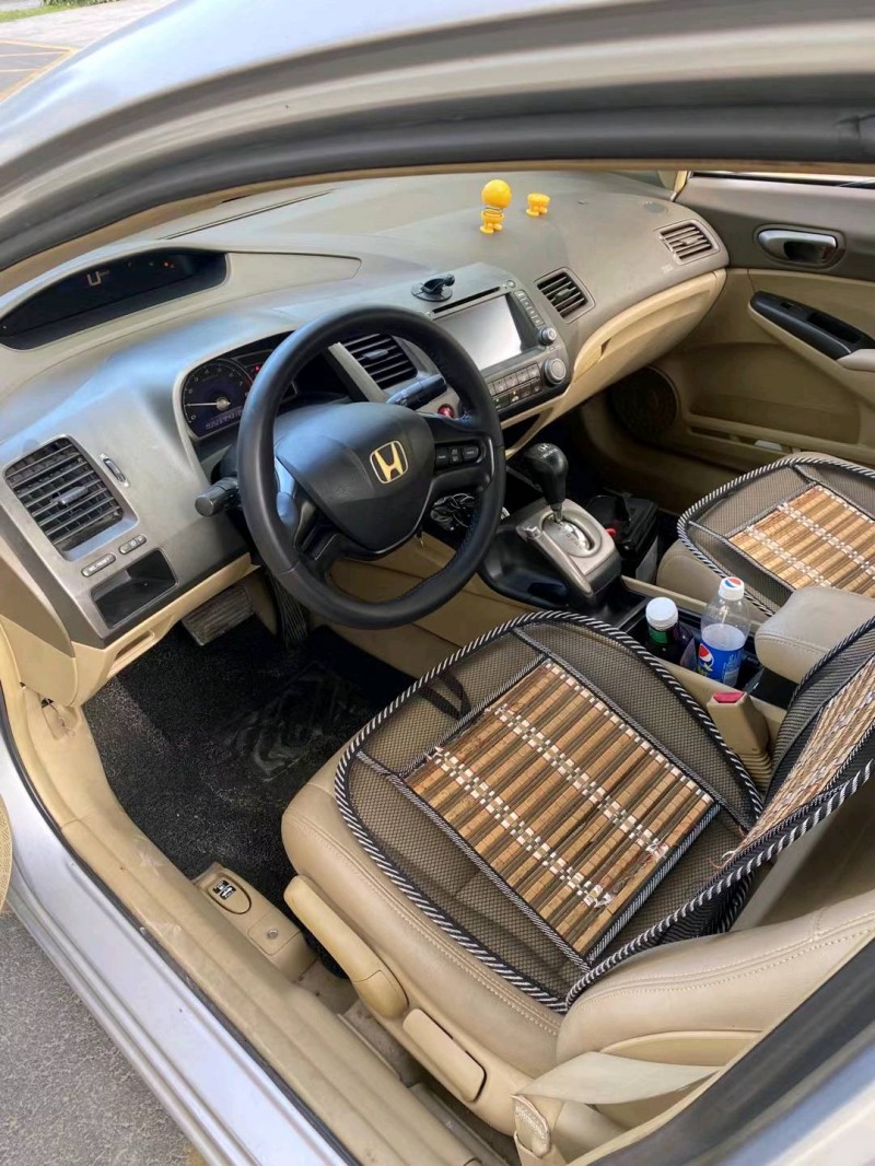 珠海08年本田思域8