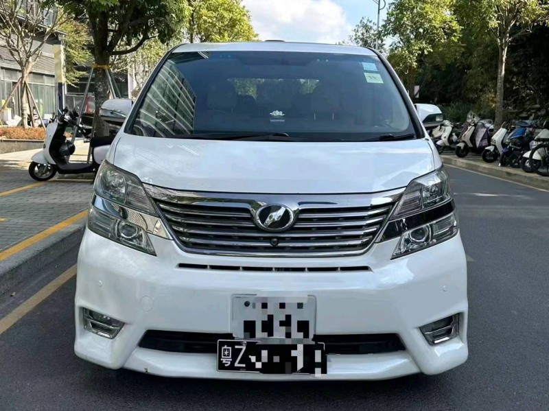 珠海15年丰田威尔法1