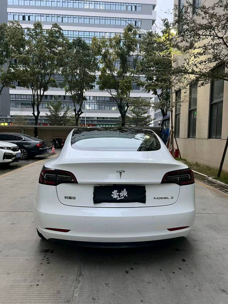 珠海20年特斯拉MODEL 37
