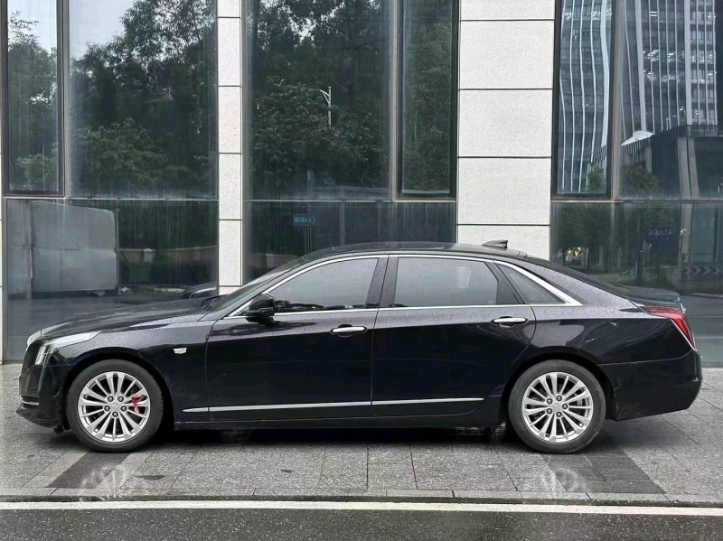 珠海18年凯迪拉克CT63