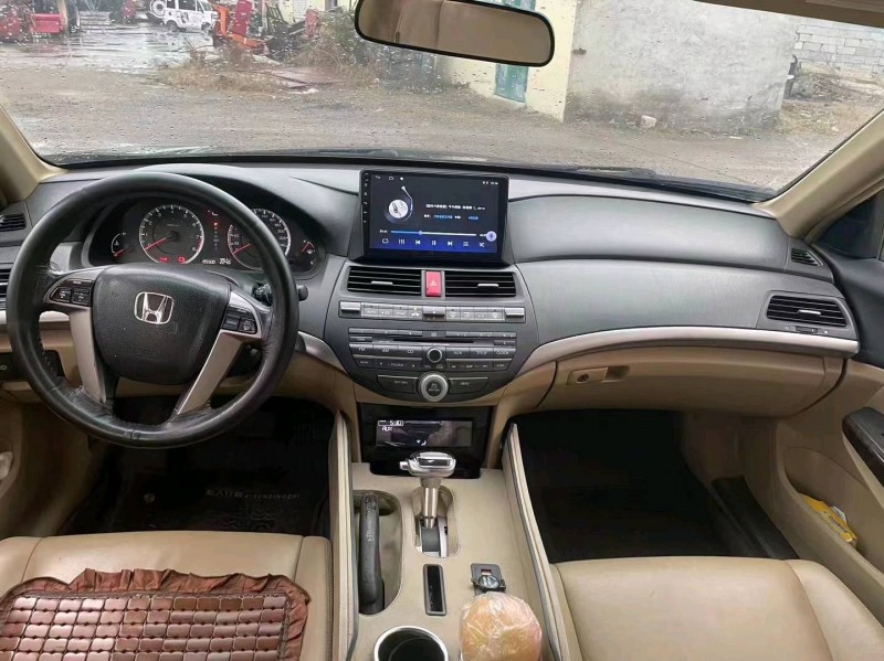 济宁10年本田雅阁6