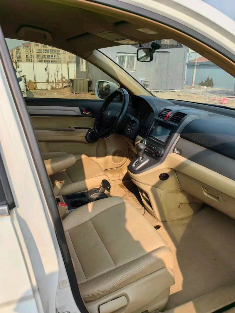 枣庄11年本田CRV8