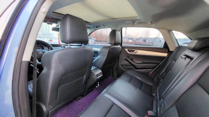 邯郸16年众泰SR78