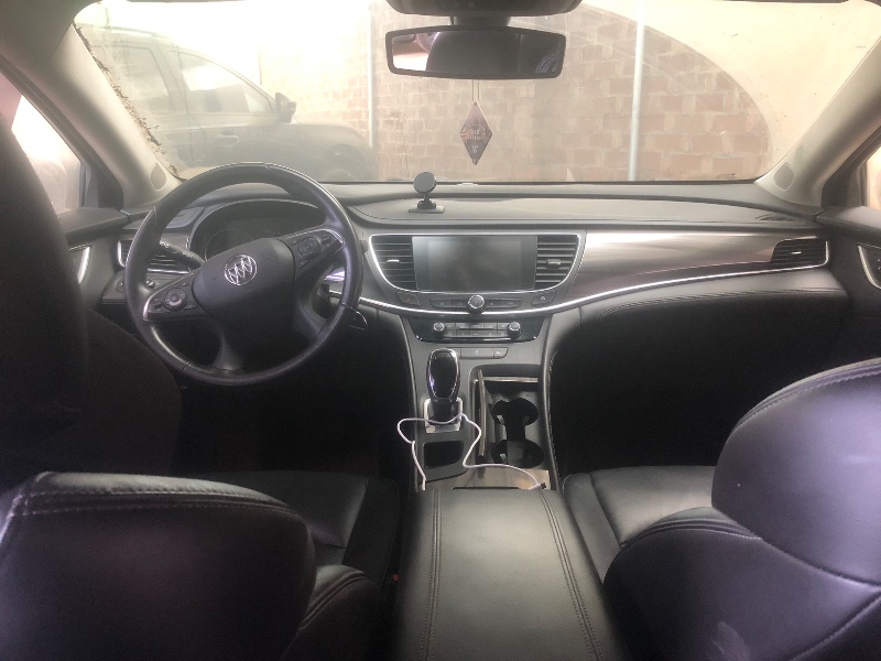 保定19年别克君越2