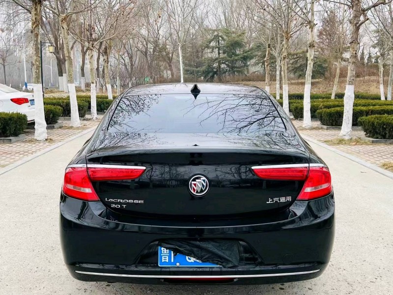 枣庄17年别克君越6