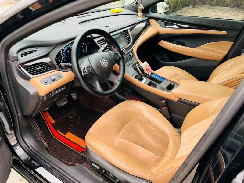 枣庄17年别克君越9