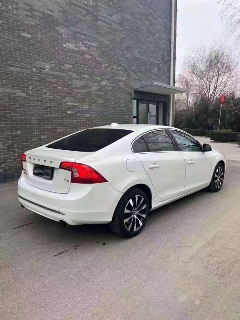 东营19年沃尔沃S60L2