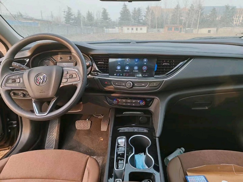 东营22年别克君威9