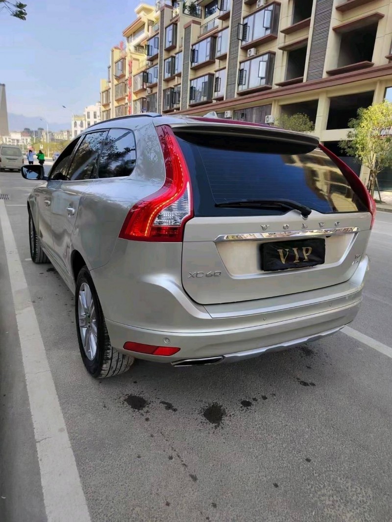 黔西南17年沃爾沃XC607