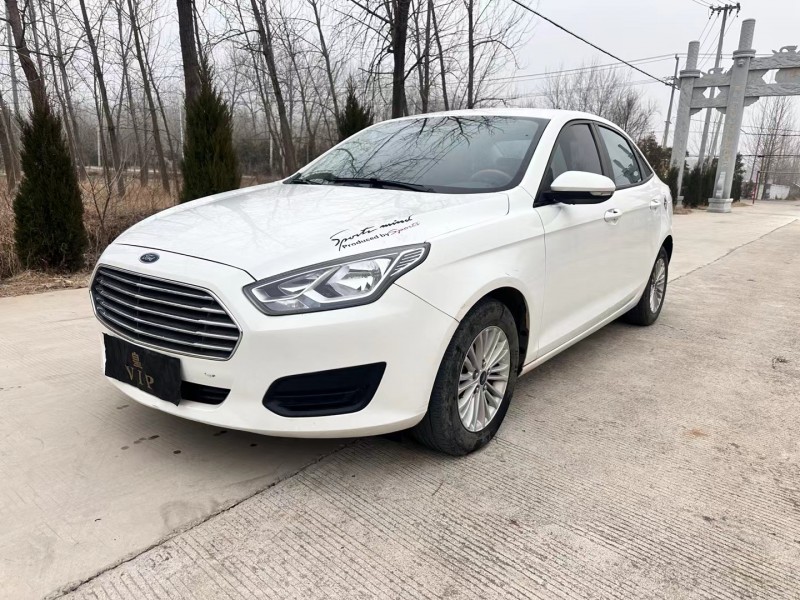 徐州18年福特福睿斯3