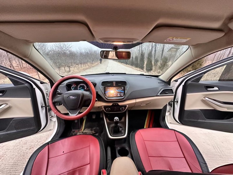 徐州18年福特福睿斯6