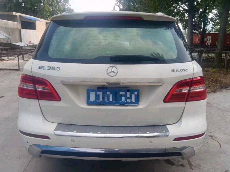 东营13年奔驰ML6