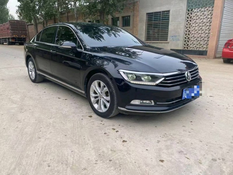 保定17年大众迈腾4