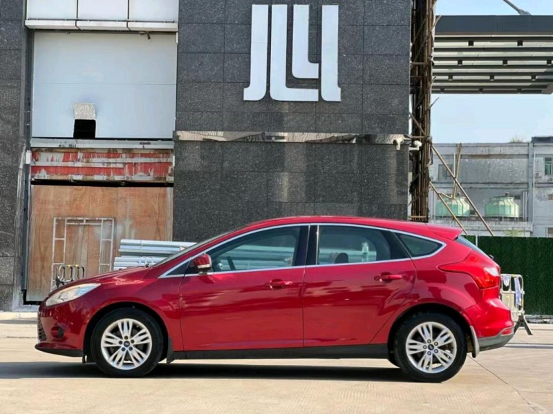 东莞13年福特福克斯7