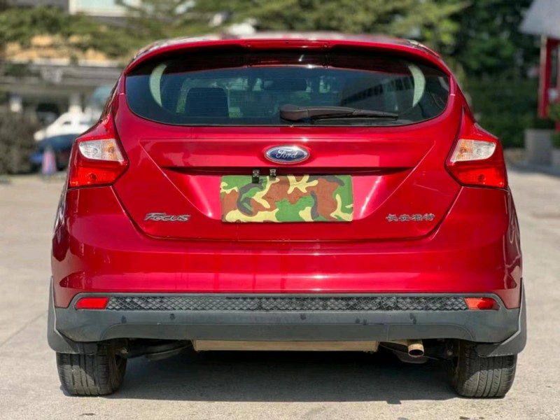 东莞13年福特福克斯9