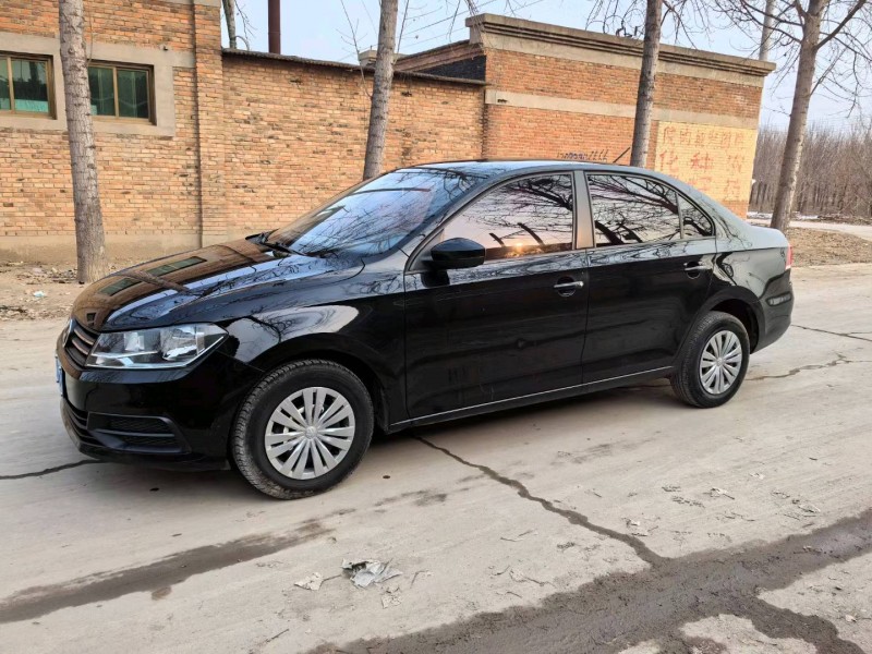 保定18年大众桑塔纳3