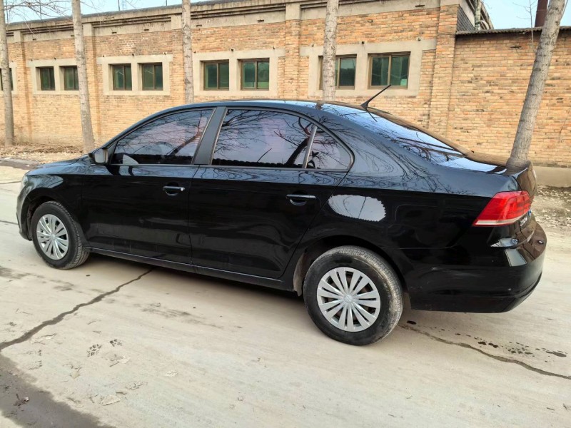 保定18年大众桑塔纳8