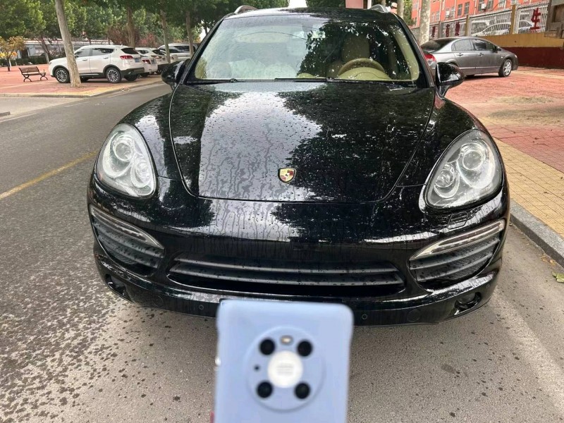 潍坊12年保时捷卡宴1