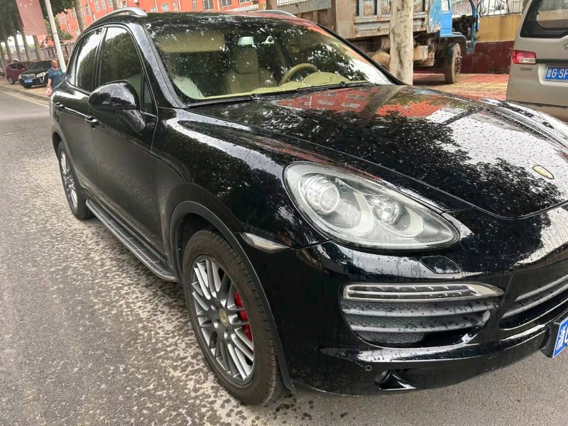 潍坊12年保时捷卡宴3