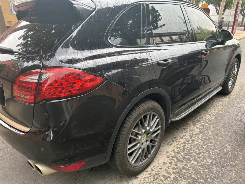 潍坊12年保时捷卡宴8