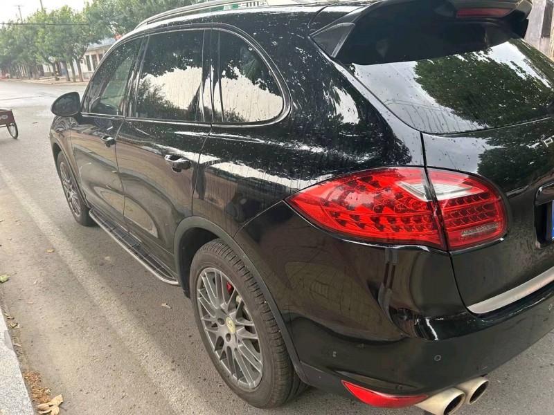 潍坊12年保时捷卡宴9