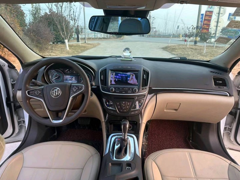 徐州16年别克君威4