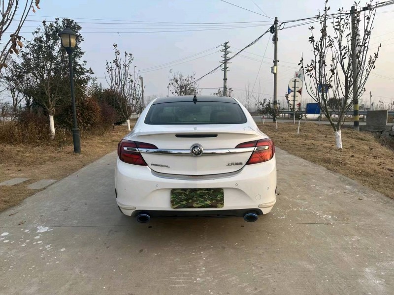 徐州16年别克君威9