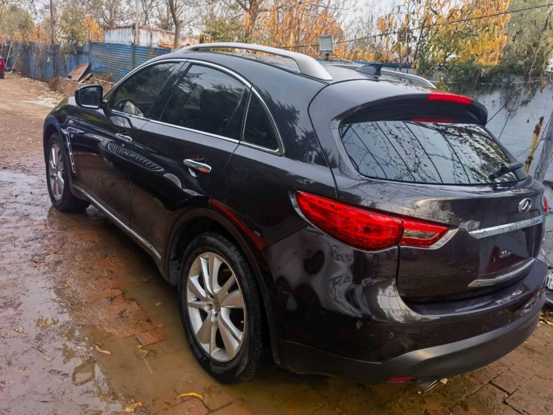濰坊20年英菲尼迪QX704