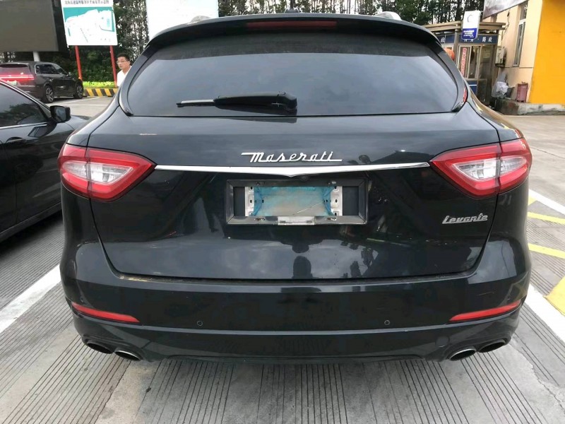 潍坊17年玛莎拉蒂Levante7