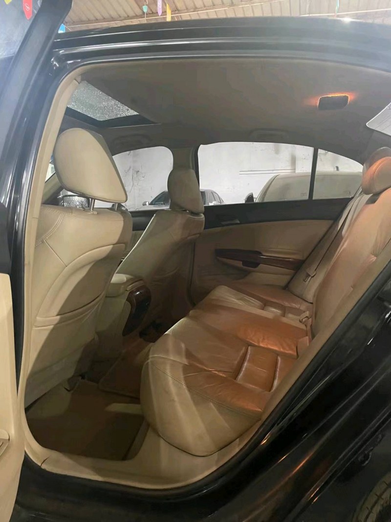 广州11年本田雅阁4