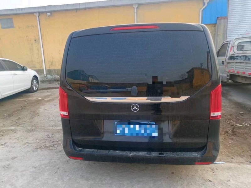 东营20年奔驰V6