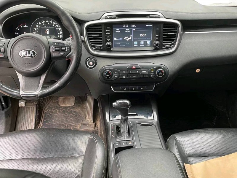 济宁17年起亚索兰托4