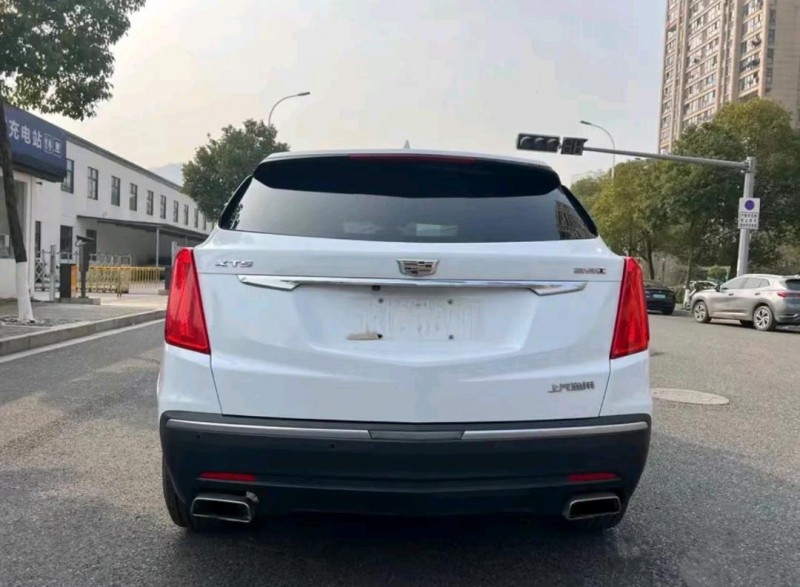 湛江18年凱迪拉克XT59