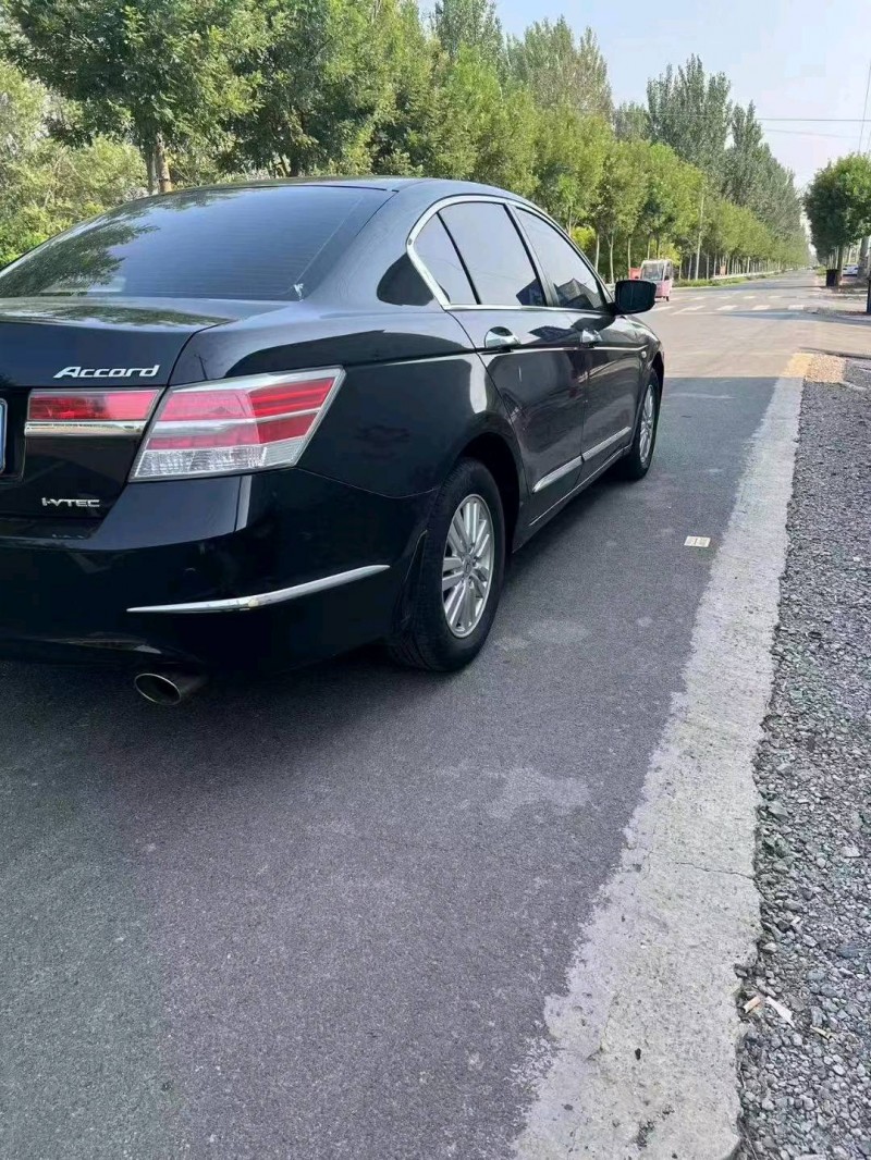 东营13年本田雅阁4