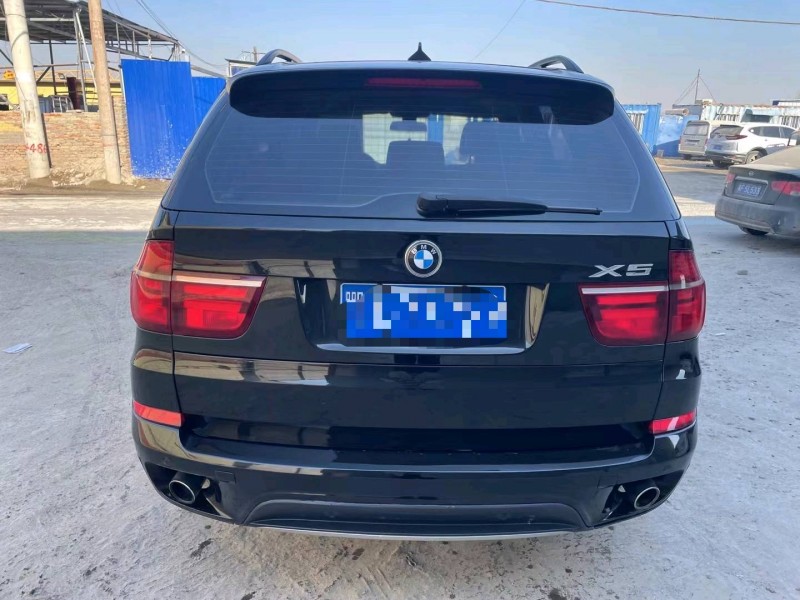 保定14年宝马X59