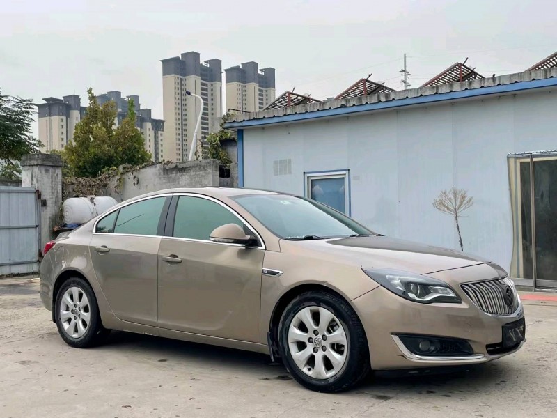 济宁16年别克君威2