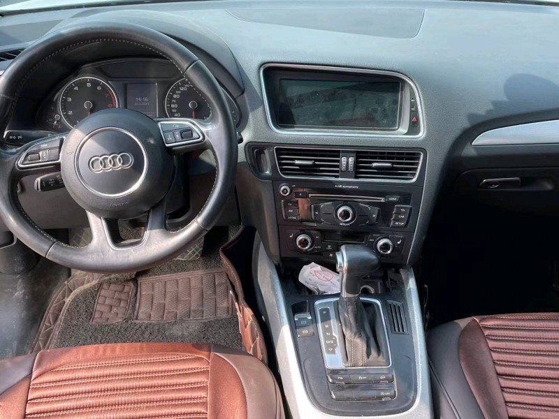 济宁14年奥迪Q54