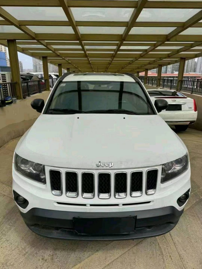 东营15年Jeep指南者1