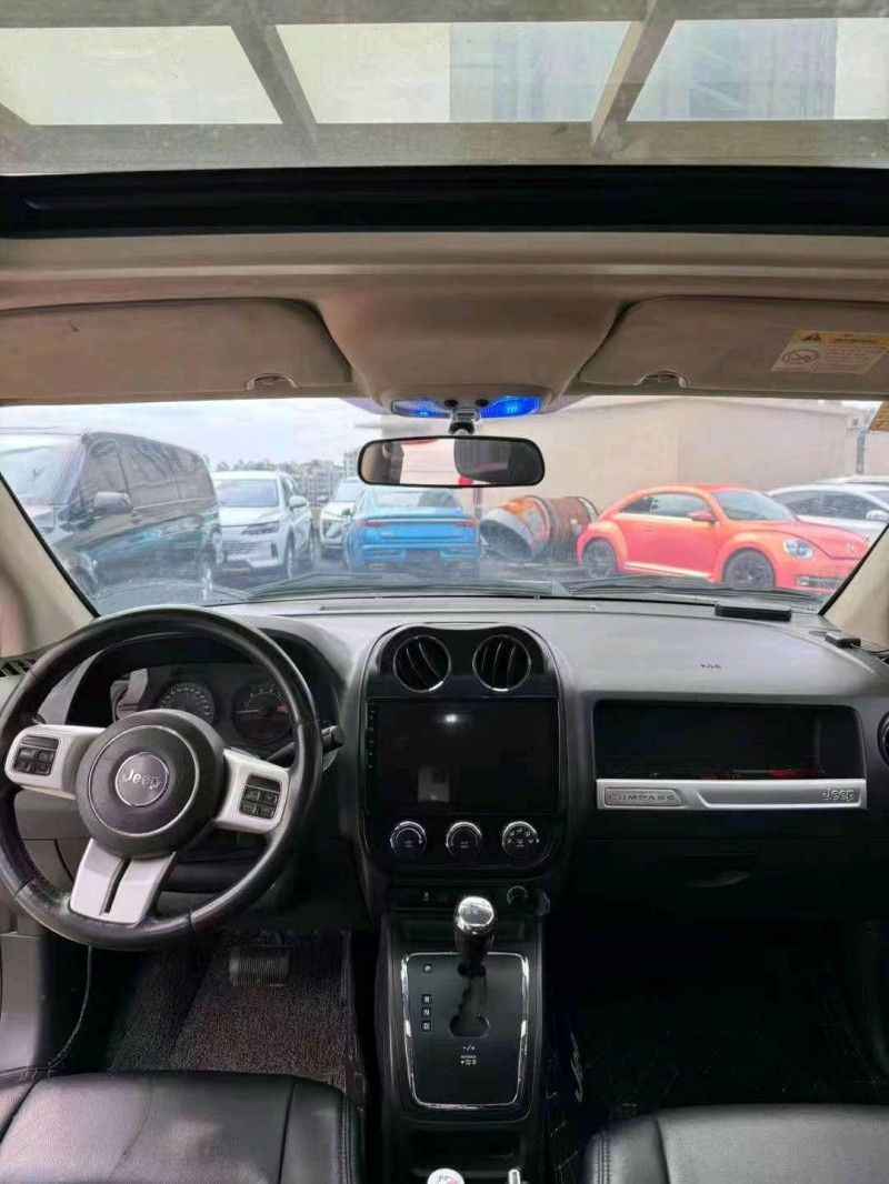 东营15年Jeep指南者8