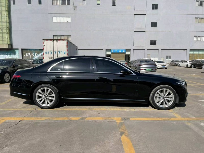 广州22年奔驰S4