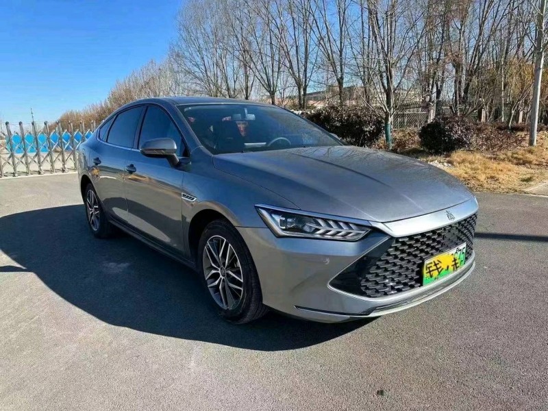 重庆22年比亚迪秦2